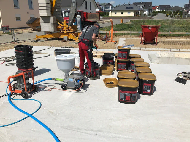 Combidic Premium_08e56487-4828-c5d6-6796-29f24c3e5e63.jpg Combidic 2K PREMIUM 30 kg. 0,75 bar v/5 kg/m²