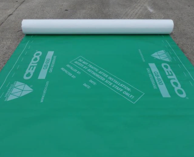 PICT_GB 600 gasmembran rulle.JPG Gas- og radon membran. 2 x 50 meter. T = 0,6 mm