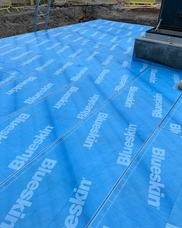 Zemseal PA på dæk_Odense_1.jpg Zemseal PA selvklæbende HDPE bitumen membran