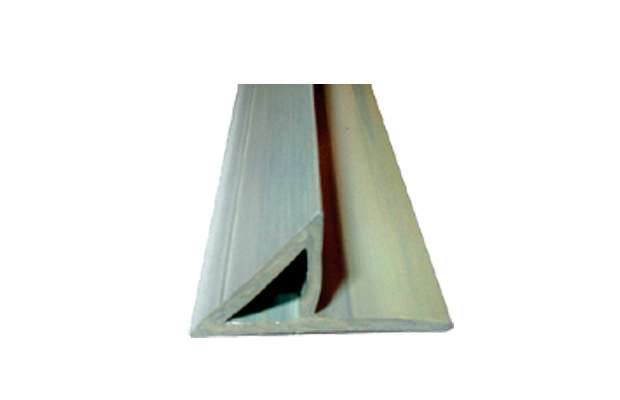 Fasliste 10x14x14x2.500 mm hul plasttrekant m/fane